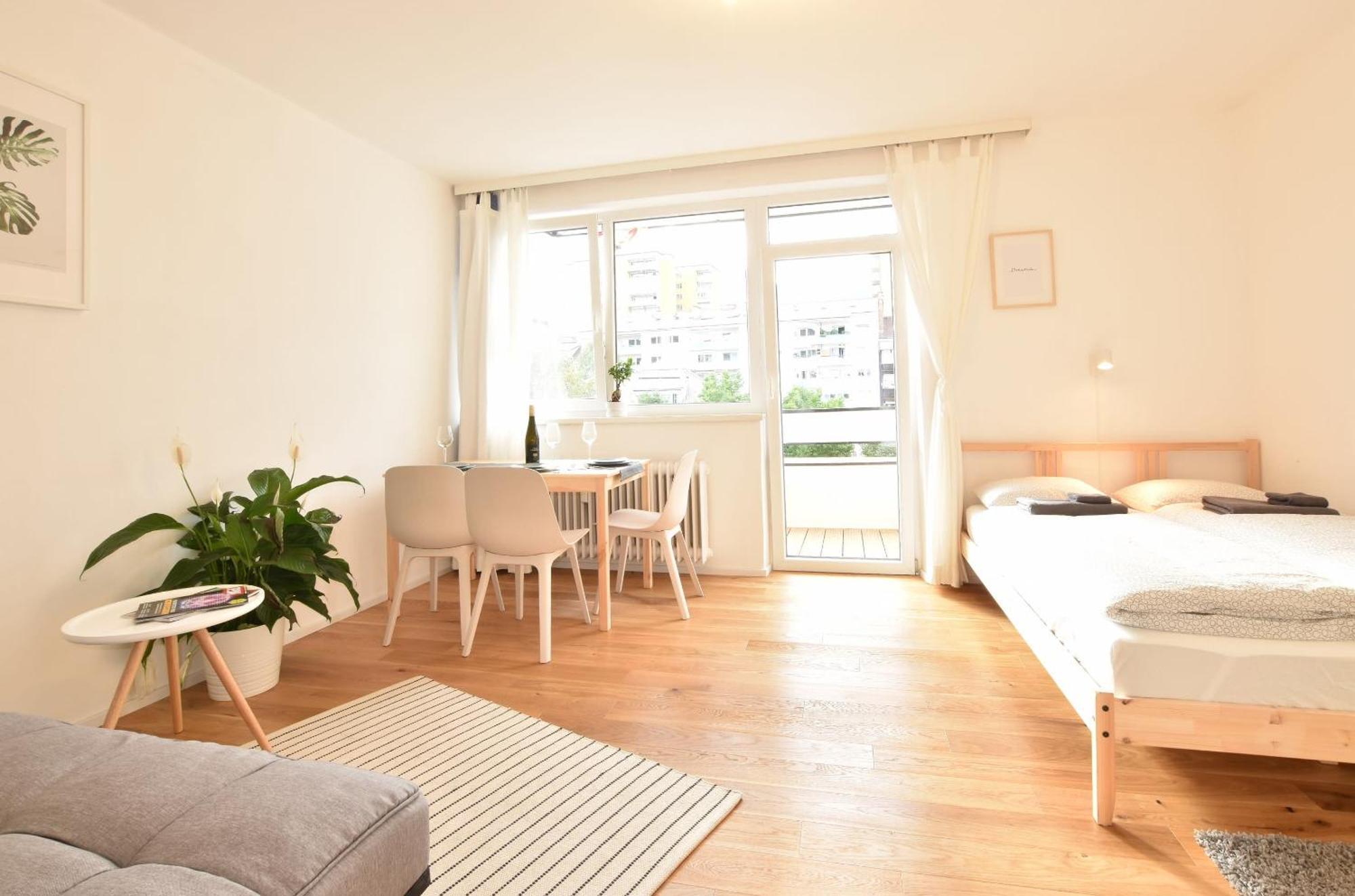 Peaceful Studio Apartment Near Center Ίνσμπρουκ Εξωτερικό φωτογραφία